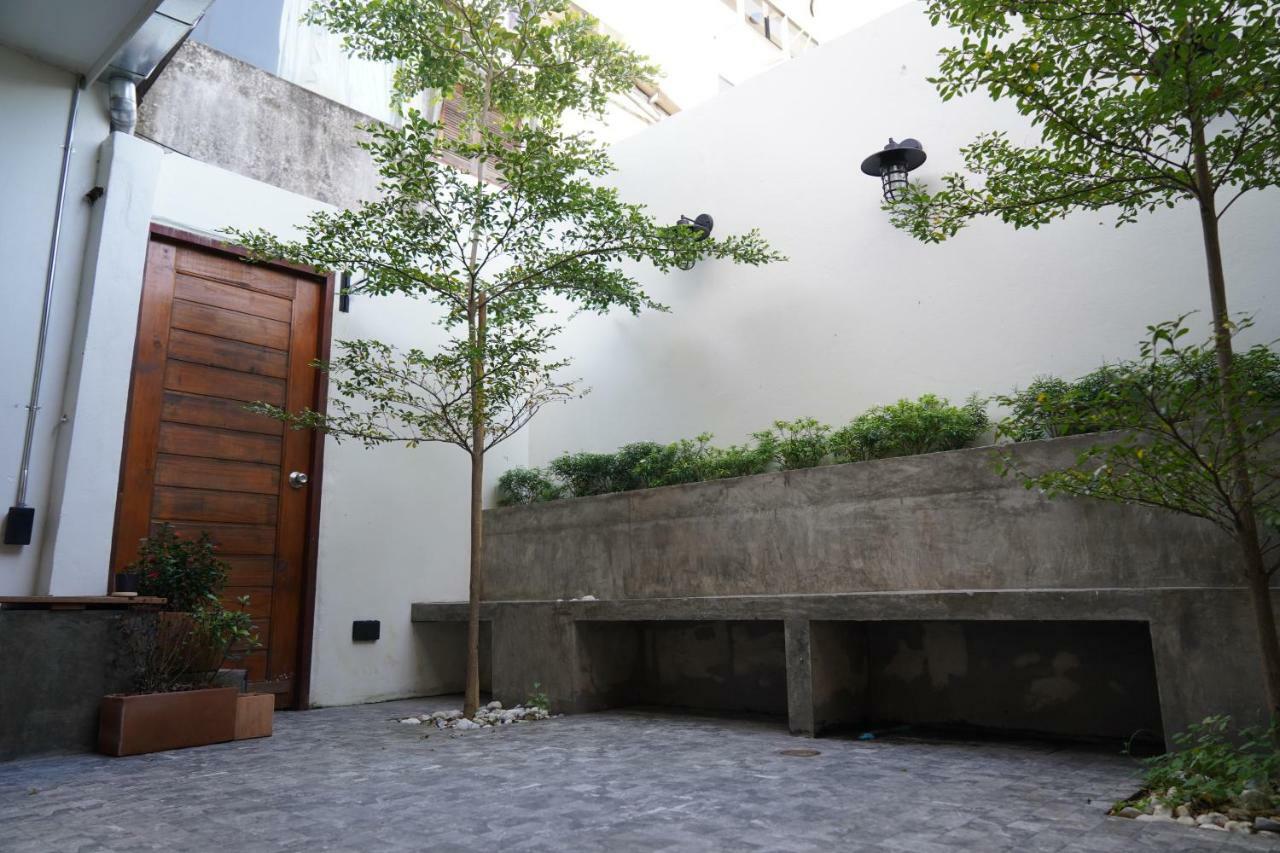 Slee Hostel Chiangmai (Adults Only) チエンマイ エクステリア 写真