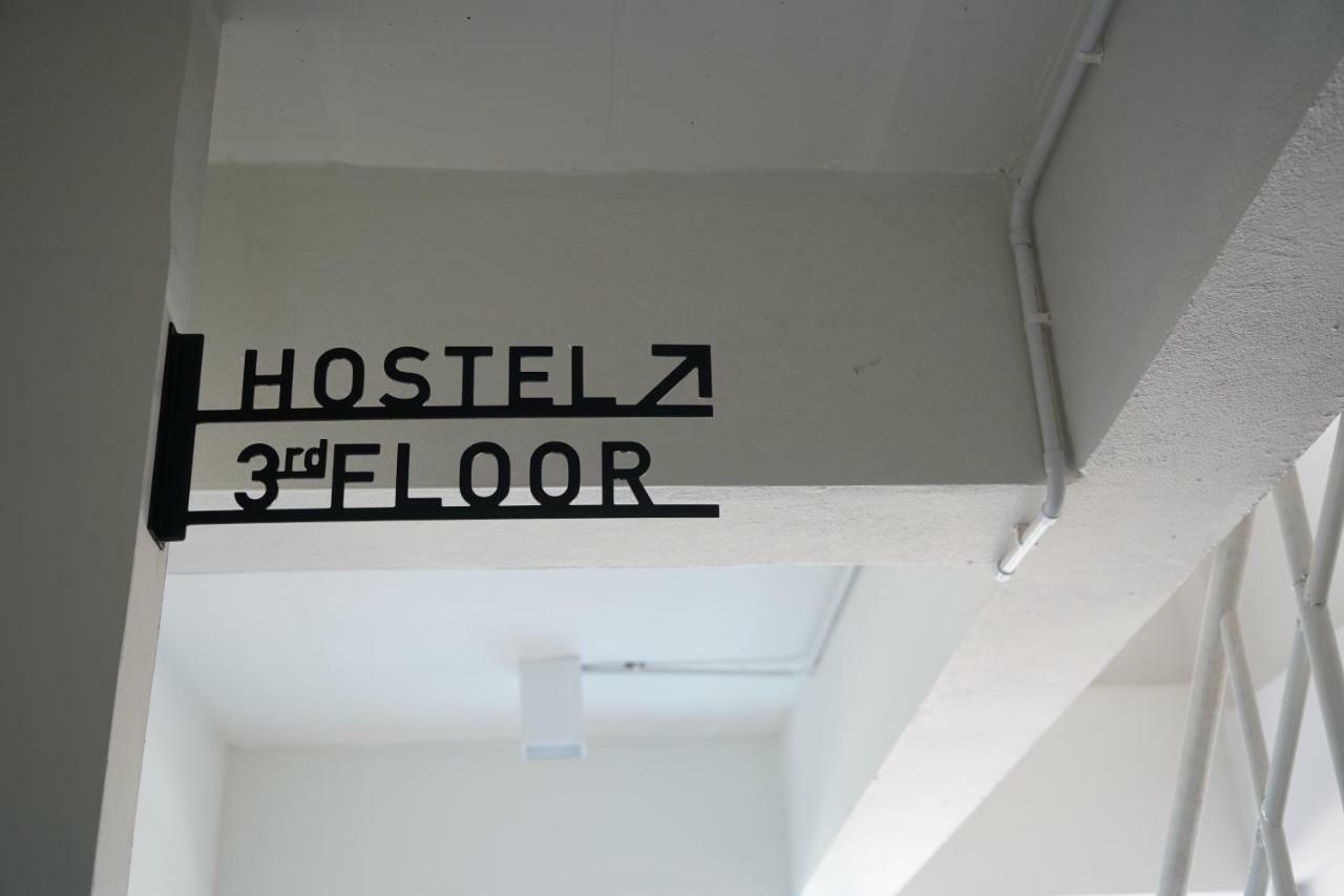 Slee Hostel Chiangmai (Adults Only) チエンマイ エクステリア 写真
