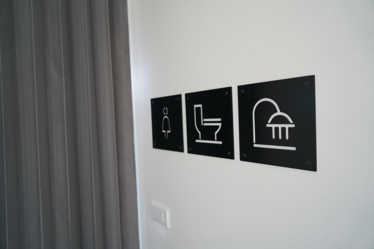 Slee Hostel Chiangmai (Adults Only) チエンマイ エクステリア 写真